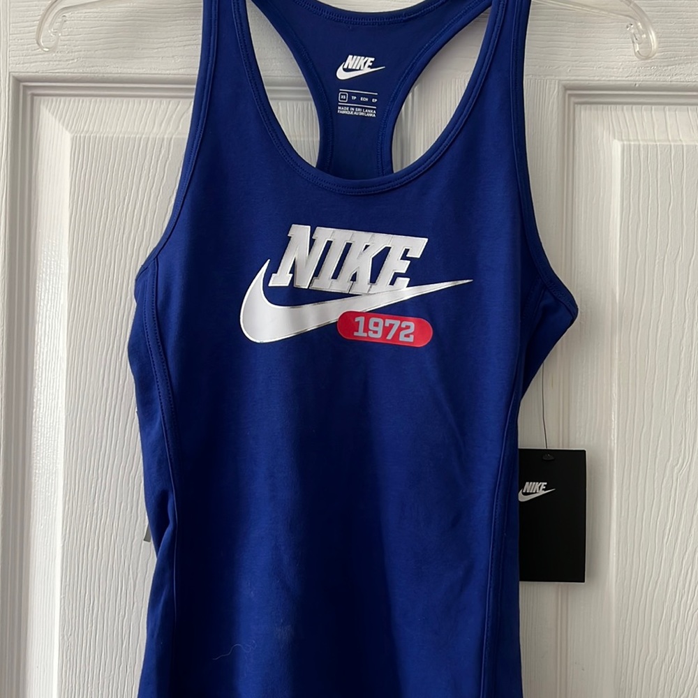 Nike Tank Top 💙🤍